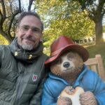 Jochen mit Paddington Bär